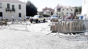 plateia mitropoleos